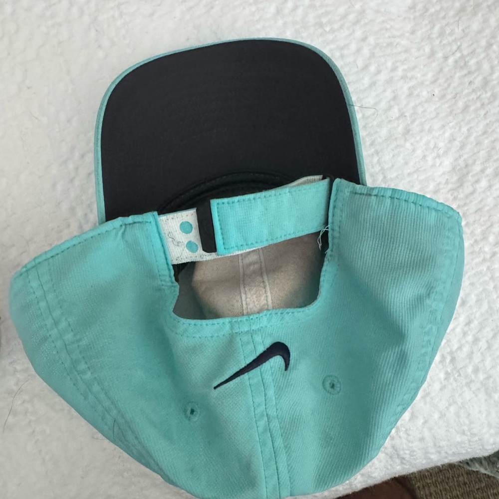 Nike Aqua Blue Cap - Picture 2 of 2